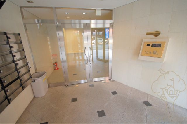 ランドマークシティ同心のロビー
