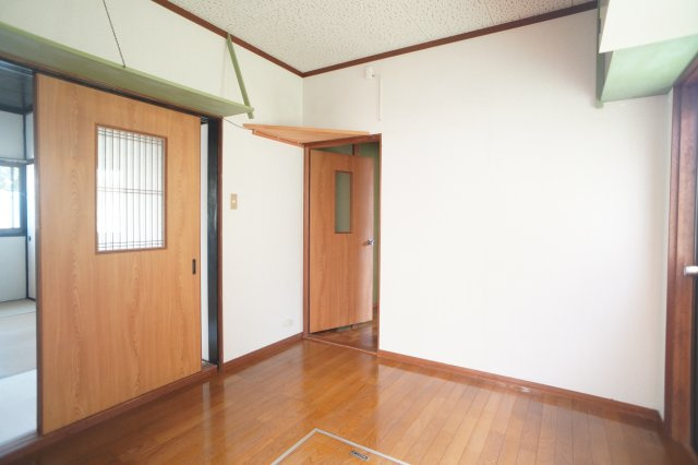 学園朝日元町戸建の居間・リビング