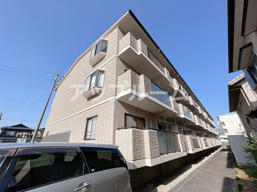 ベルデュール春日井の外観