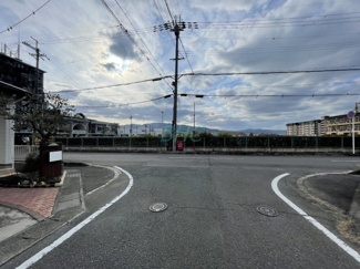 【前面道路含む現地写真】 | 萱野浦