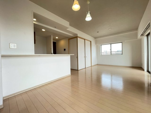 【居間・リビング】