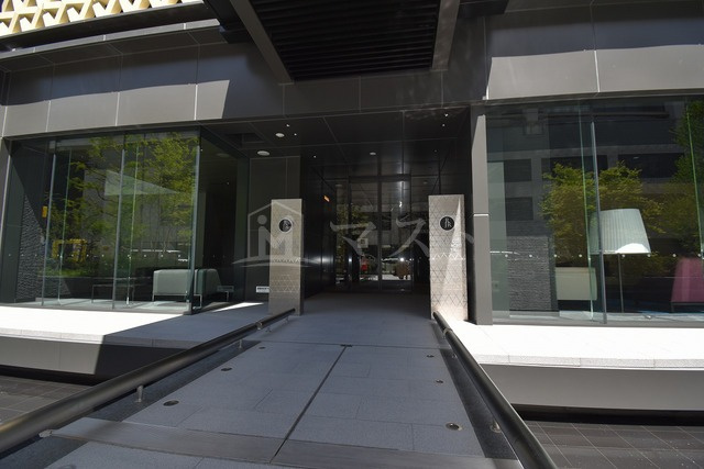 ＲＪＲ堺筋本町タワーのエントランス