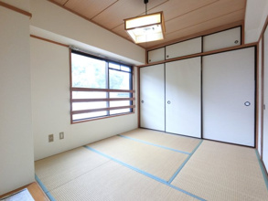 【寝室】
