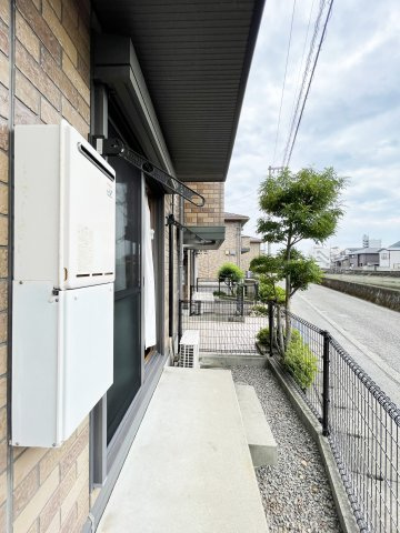 シャトーショコラ B棟の庭