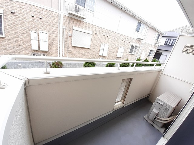 メゾン・ド・花水木　弐番館のバルコニー