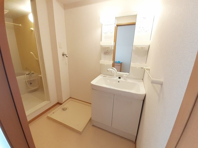 メゾン・ド・花水木　弐番館の洗面所