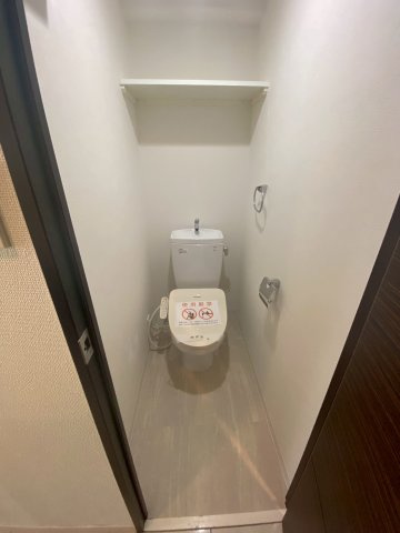 フォーチュニー北堀江（旧名称：ディームス北堀江）　仲介手数料無料のトイレ