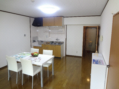 【内装】 | ユーミーつばき