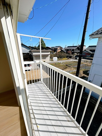 リフォーム　中古戸建　瑞穂市別府　平成3年築のバルコニー