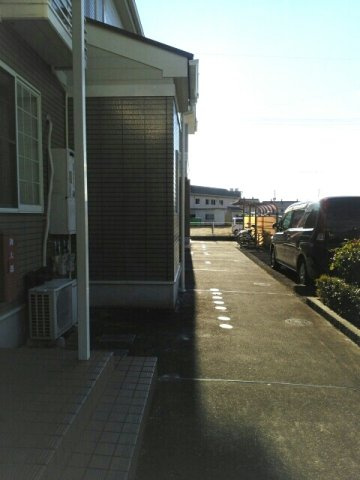 サンライズ川原　Ｃのエントランス|清潔なエントランスです