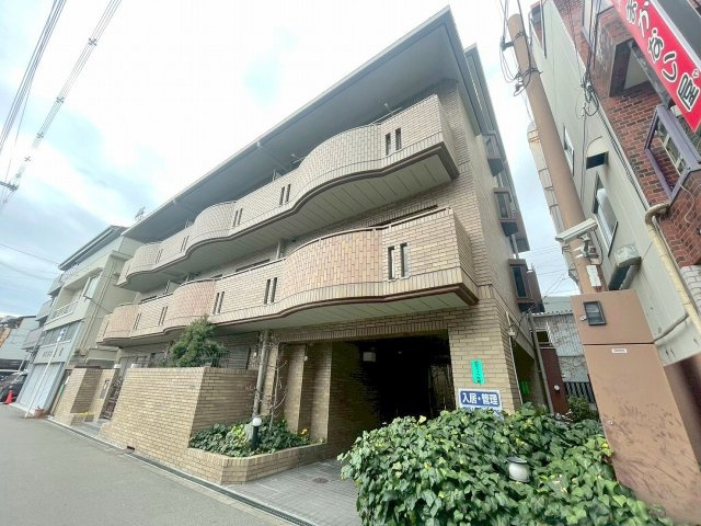 メゾンサンフォーレ