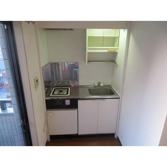 ２１オギサカ志村坂上のキッチン