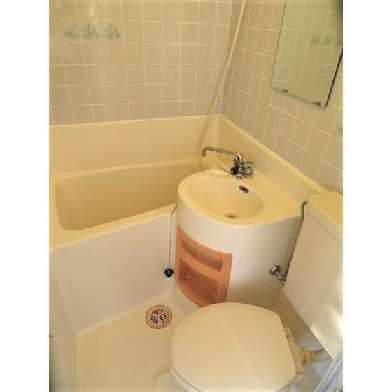 ２１オギサカ志村坂上の浴室