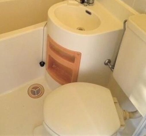 ２１オギサカ志村坂上のトイレ