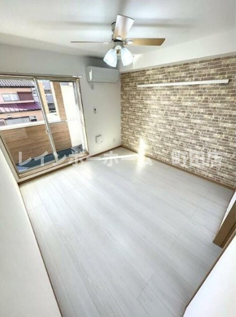 ボレロ橋本※初期費用分割後払いサービス利用可能物件の居間・リビング