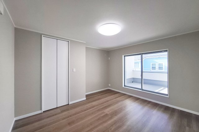 岸和田市藤井町2丁目　中古戸建の洋室