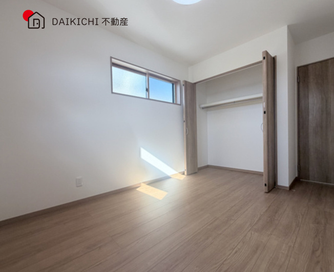 【洋室】 | 鴻巣市松原第4期　ワイウッドコート　新築戸建　全10棟　5号棟