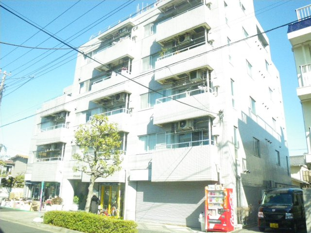 ウェルフェアーＭの外観