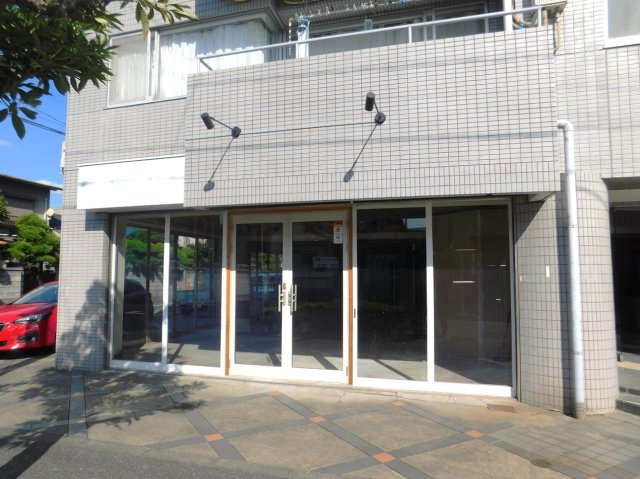 ウェルフェアーＭの外観