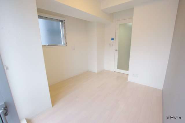 プリジア　仲介手数料無料の居間・リビング