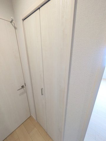 サン・ユイットのその他