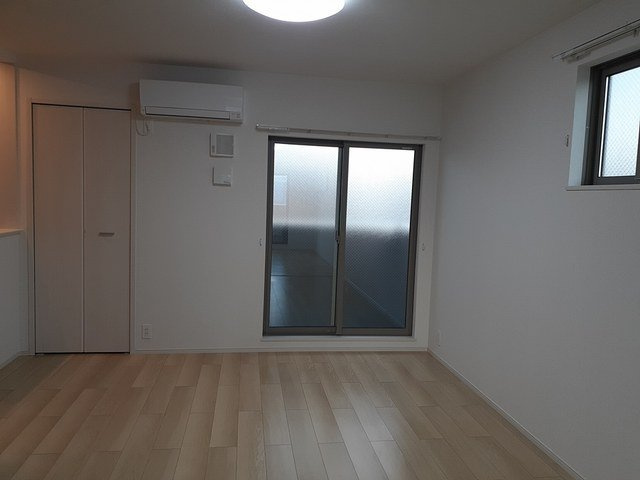 ボンデューⅡの居間・リビング