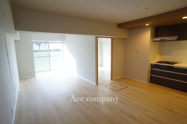 【居間・リビング】の画像