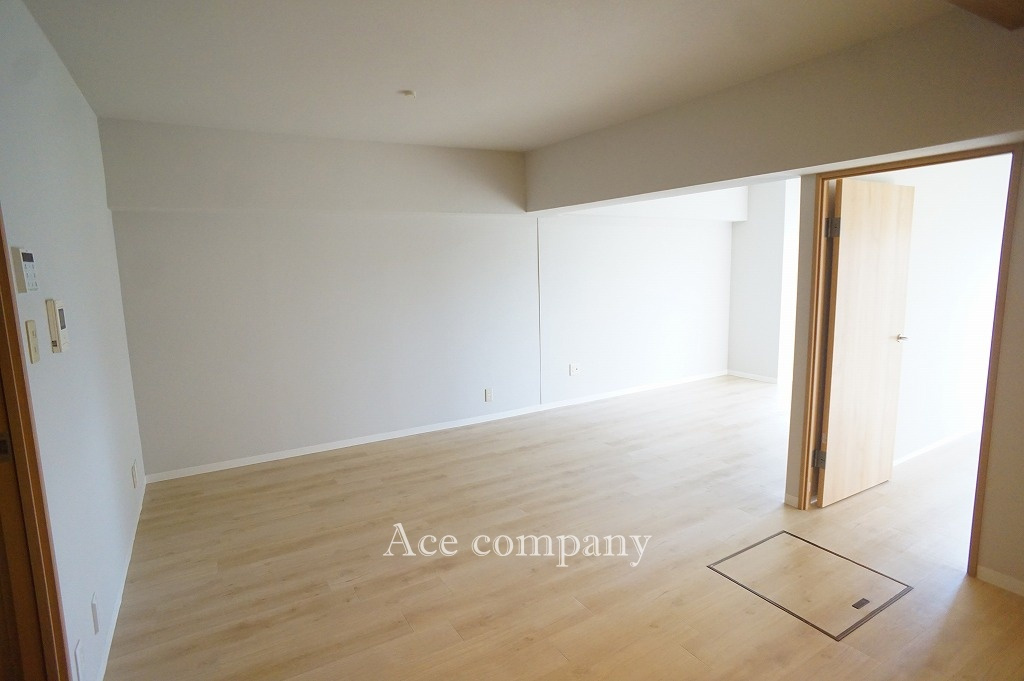 【居間・リビング】の画像