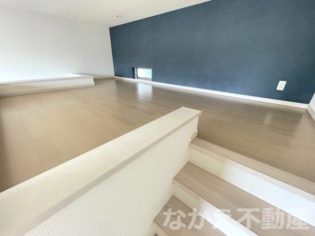 【寝室】 | 広くて明るい寝室