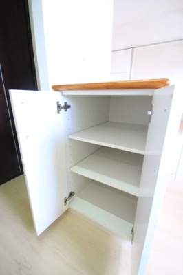 【収納】 | メゾン・ド・フレシュール | ※同建物ほかのお部屋の写真です。