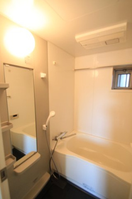 【浴室】 | メゾン・ド・フレシュール | ※同建物ほかのお部屋の写真です。