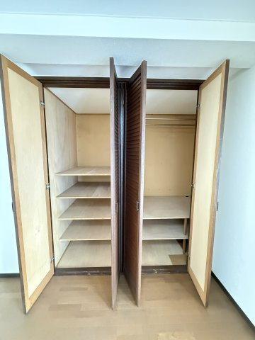 シャトウ山鼻の収納