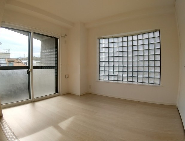 ソサエティオパスⅡの洋室