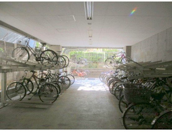 江東区富岡１丁目の賃貸マンションの駐車場