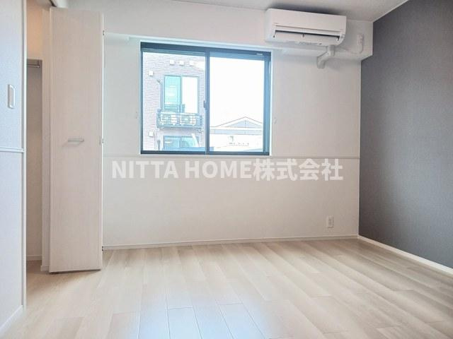 メゾンパーク　枚田岡　Ｂ棟の内装|洋室は６．３帖です＊