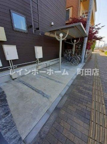 Ｋ’ｓＰｌａｃｅ２※初期費用分割あと払いサービス利用可能物件の駐車場