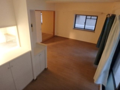 【居間・リビング】 | ジュエルコート甲子園口Ⅱ | 広々使えるリビング