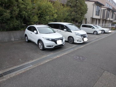 【駐車場】 | ジュエルコート甲子園口Ⅱ | 駐車場完備