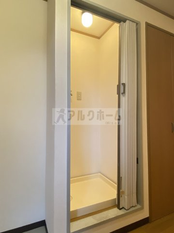 ニドムコートの洗面所