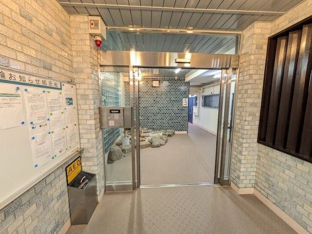 コーポ高輪のエントランス