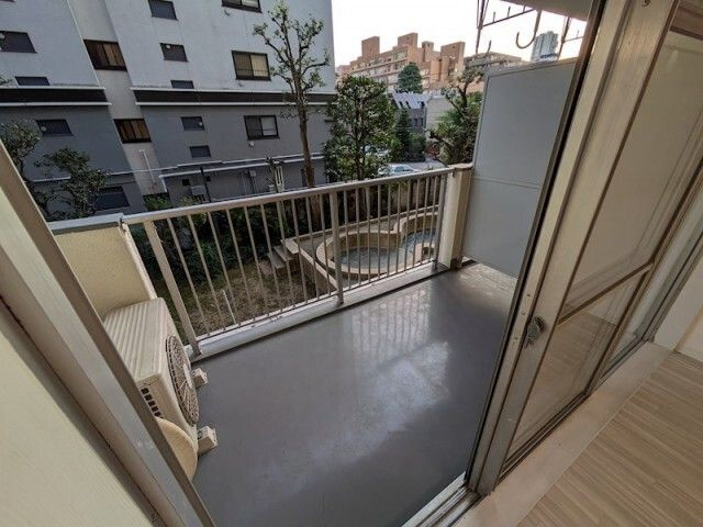 コーポ高輪のバルコニー