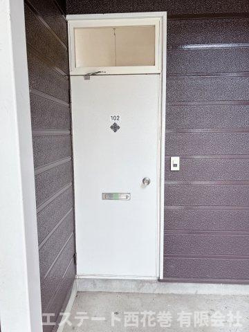 コーポ伊藤の玄関