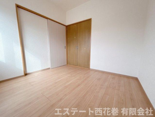 コーポ伊藤の洋室