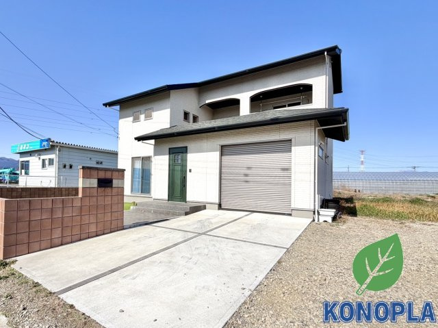【中古戸建】高崎市我峰町の外観|■外観｜特徴のある個性的な住まいと美しい街並み、そして住みやすい環境を、ぜひ現地でご覧になりませんか。お気軽にお問合せください(^^)  