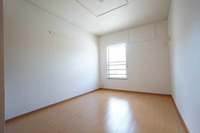 リアルエステートⅤの内装