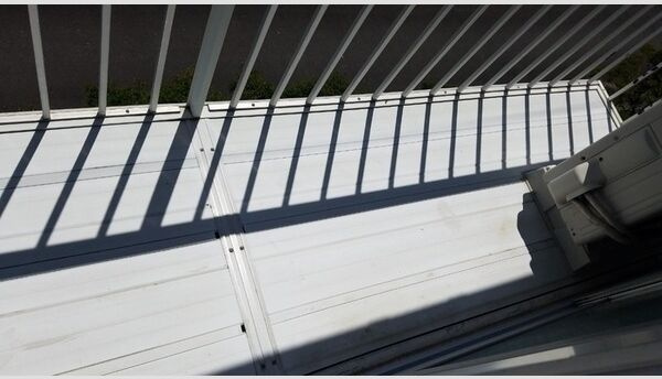 ハミングバードのバルコニー