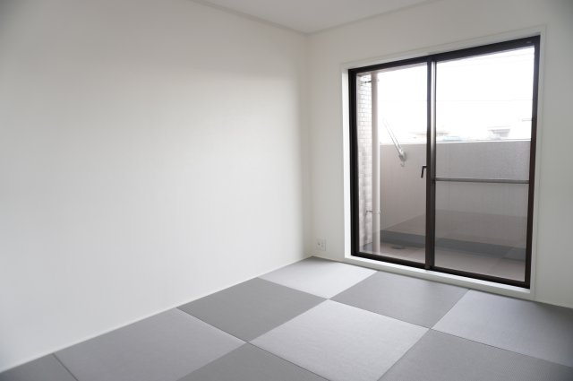 草加パーク・ホームズの和室|6帖