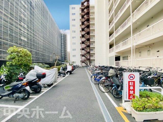 ダイアパレス東砂の駐輪場|【自転車置き場】最新の空き状況や費用などの詳細は担当スタッフまでお問い合わせください。