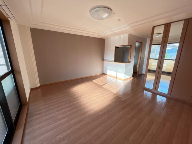 コスモスイートの洋室|洋室