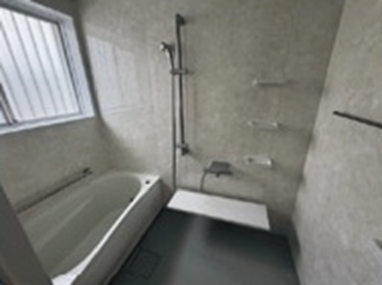 中古戸建　熊谷市万吉572-72（リフォーム住宅）の浴室